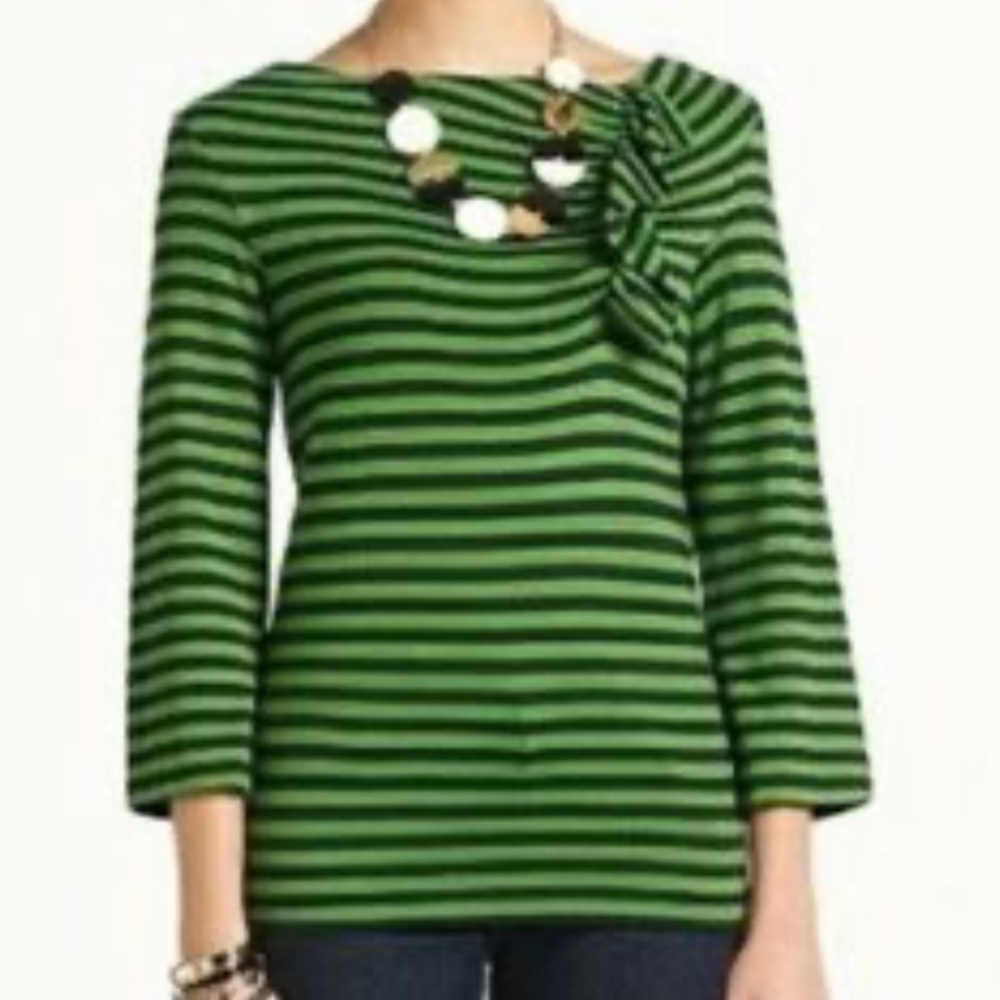 KATE SPADE LIVIA KNIT TOP WITH RUFFLE DETAIL IN SIZE SMALL